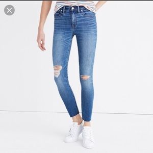 ☀️SATURDAY SALE☀️Madewell 9” High Rise Skinny Crop